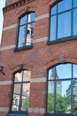 Dienstag ist Spiegeltag ---- Fenster in der Speicherstadt 