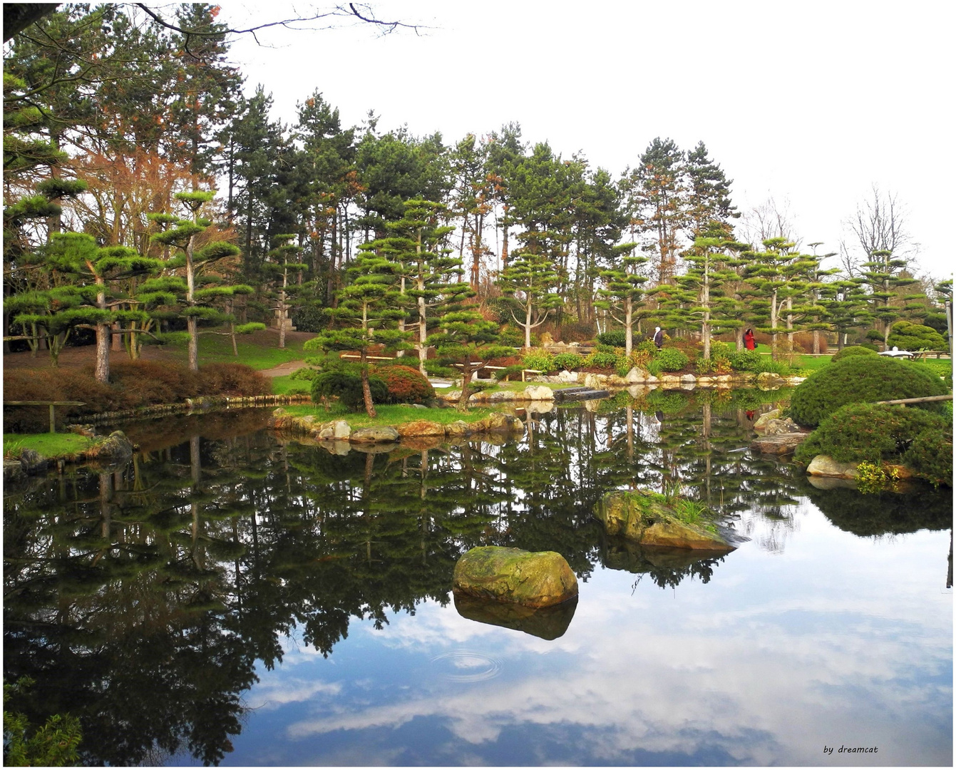 Dienstag ist Spiegeltag - -Japanischer Garten im Spiegelbild