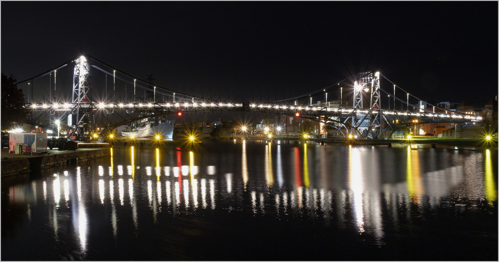 Dienstag ist Spiegeltag - Kaiser-Wilhelm-Brücke