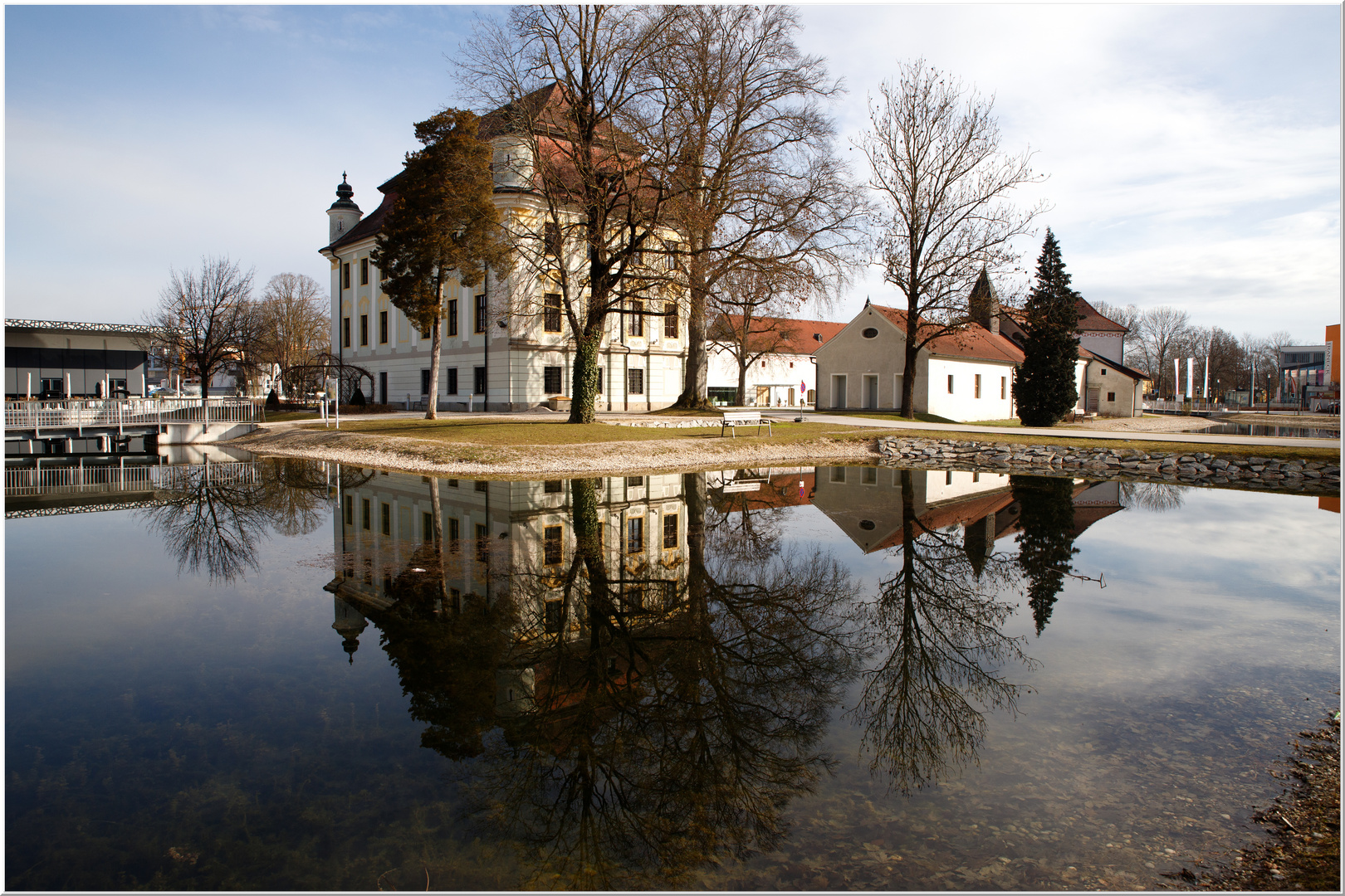  Dienstag ist Spiegeltag-Schloss Traun