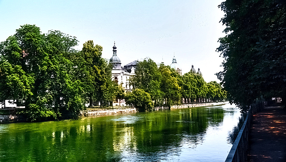 Dienstag ist Spiegeltag...München - Isar