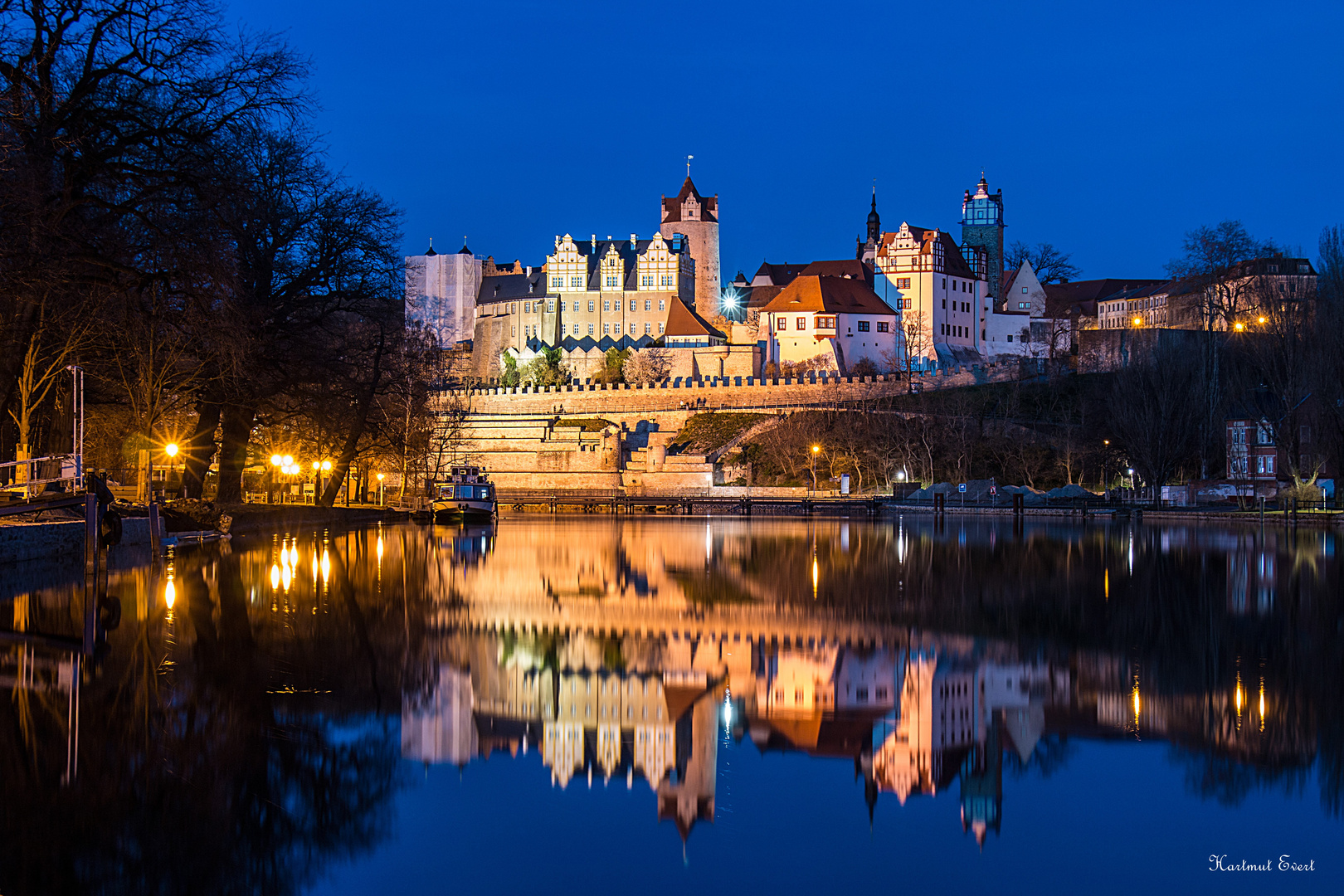 Dienstag ist Spiegeltag.....Schloss Bernburg