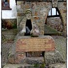 Dies Wasser das gruben der Männer zwei...