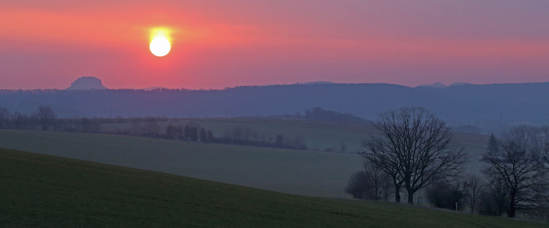 Diese besondere Situation zum Sonnenaufgang beim Lilienstein in der Sächsischen Schweiz