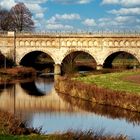 Diese historische Kanalbrücke . . .