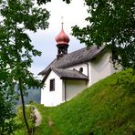 Diese kleine Kapelle steht in Laz