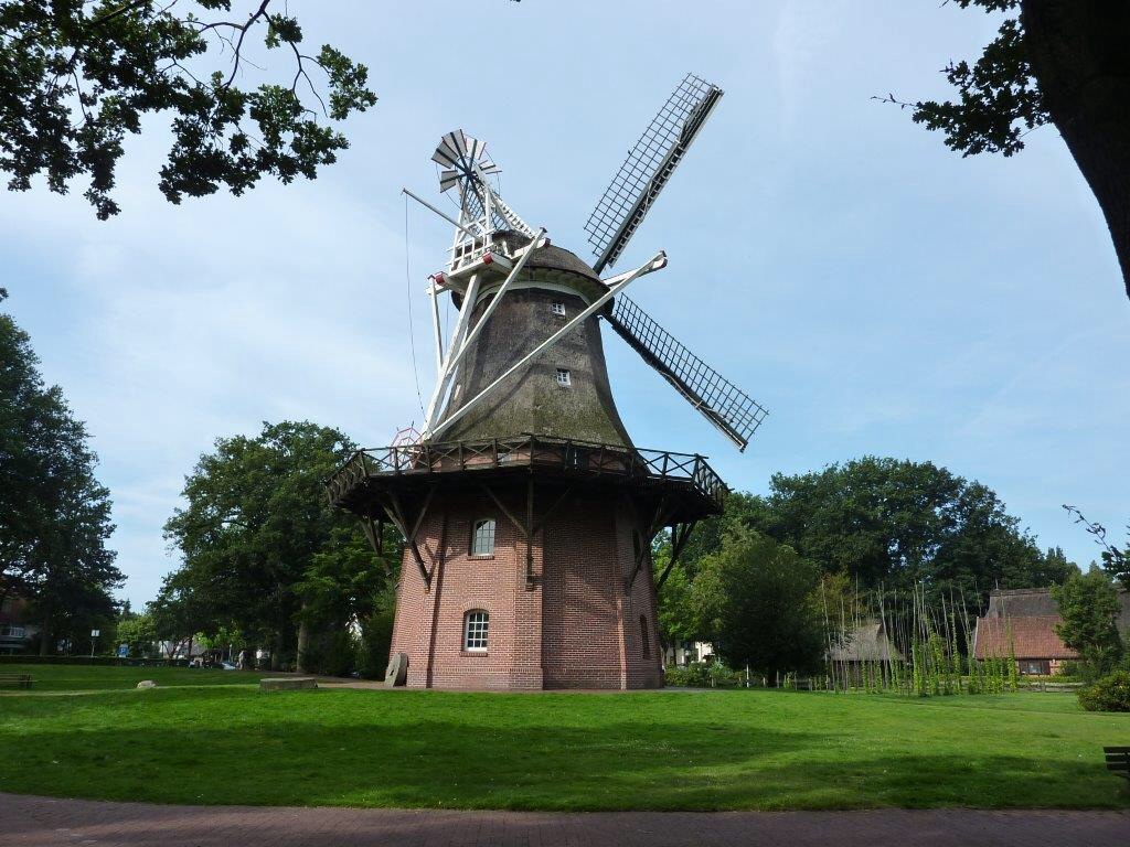 Diese Mühle steht in Bad Zwischenahn.