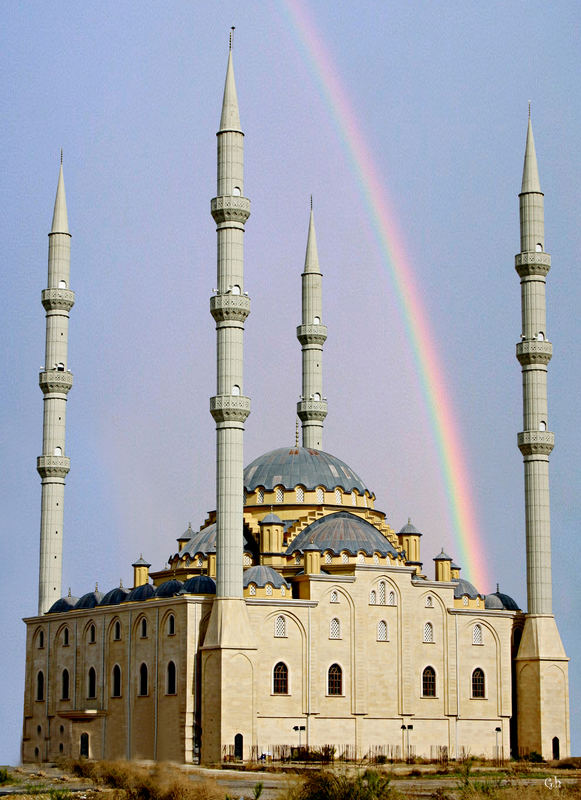 Diese schöne Moschee ( cami )...**