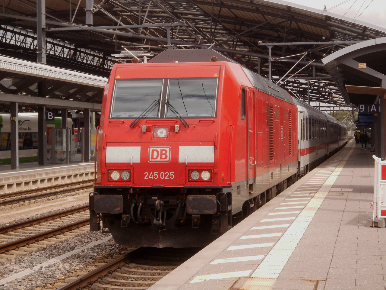 Diesel IC in Erfurt Hbf.