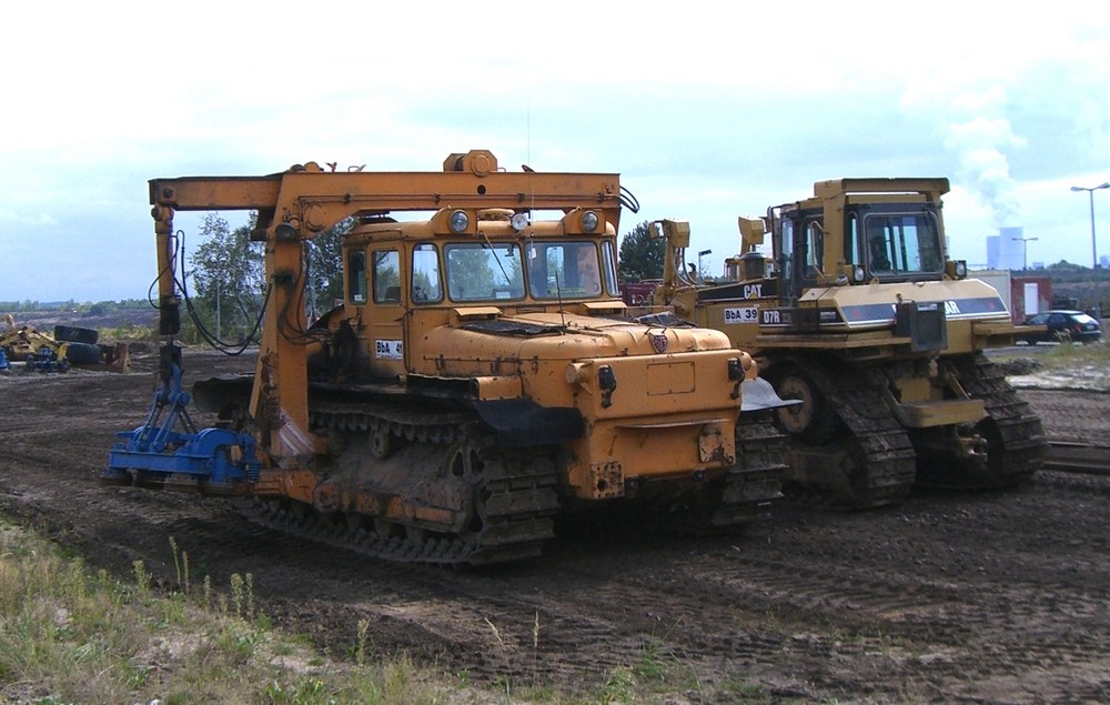 Dieselelektrischer Traktor 250 und Kollege