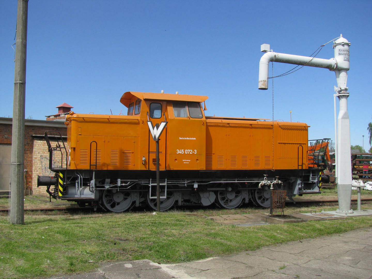 Diesellokomotive 345 072-3 (V 60) der Deutschen Reichsbahn