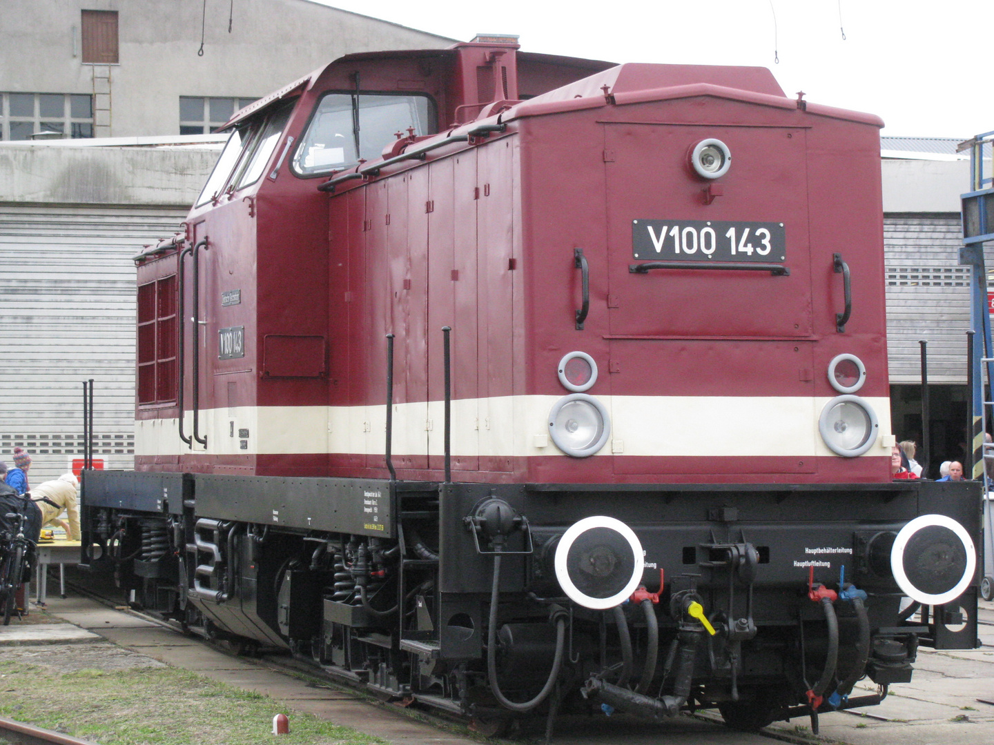 Diesellokomotive V 100 143 "DR" Foto & Bild | historische eisenbahnen ...