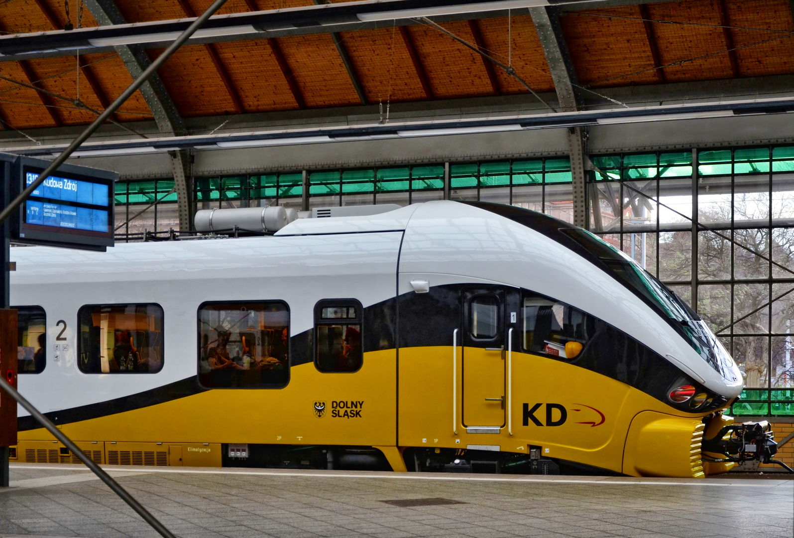 Dieseltriebwagen vom Typ Link von Koleje Dolnoslaskie (KD) Polen