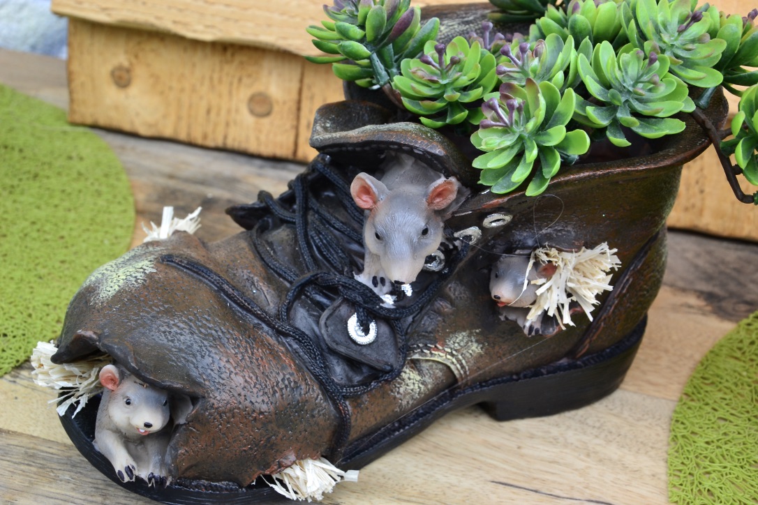 Diesen "bepflanzten" Schuh…