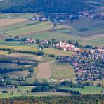 Diesen Blick auf Neukirchen b. Hl. Blut…