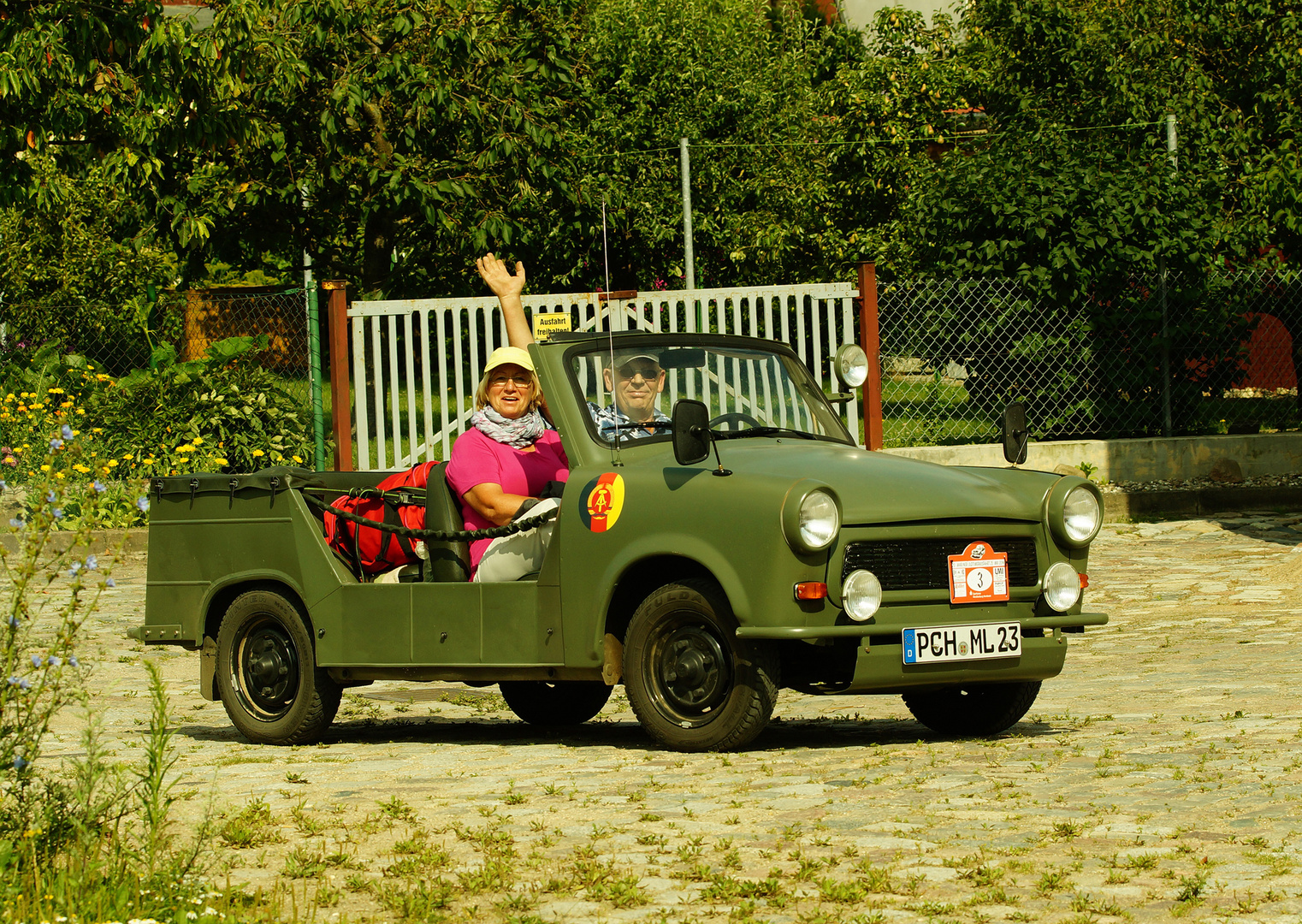 Diesen Strandtrabi...