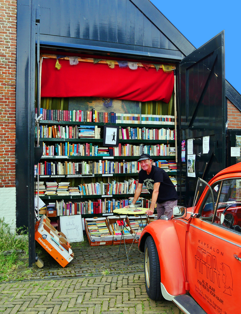 - dieser " Bücherschrank " ...