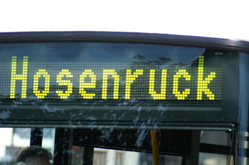 Dieser Bus fährt nach Hosenruck