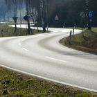 Dieser ``Silberstreifen`` schlängelt sich durch die Landschaft bei Oberschönenfeld.