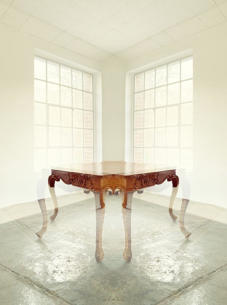 Dieser Tisch..