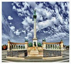 Diesmal davor - Budapest Heldenplatz
