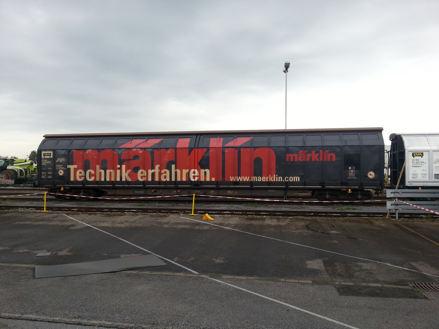 Diesmal kein Modell - Anhänger mit Märklin Schriftzug