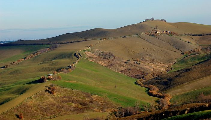 Dietro la porta" LA MIA TERRA"