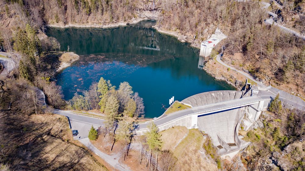 Diga di Palagnedra ( Staumauer von Palagnedra ) Mit Drohne Fotografiert