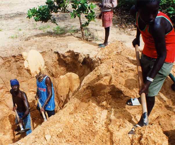 Digging before building - Bayakh