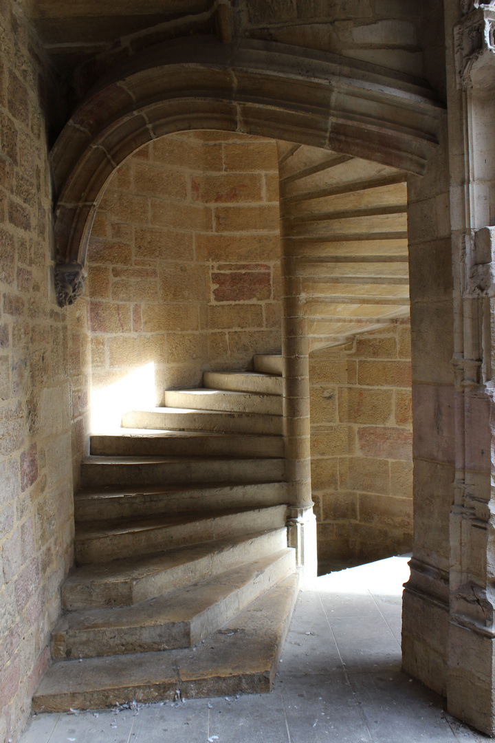 Dijon - Treppe im Hinterhof