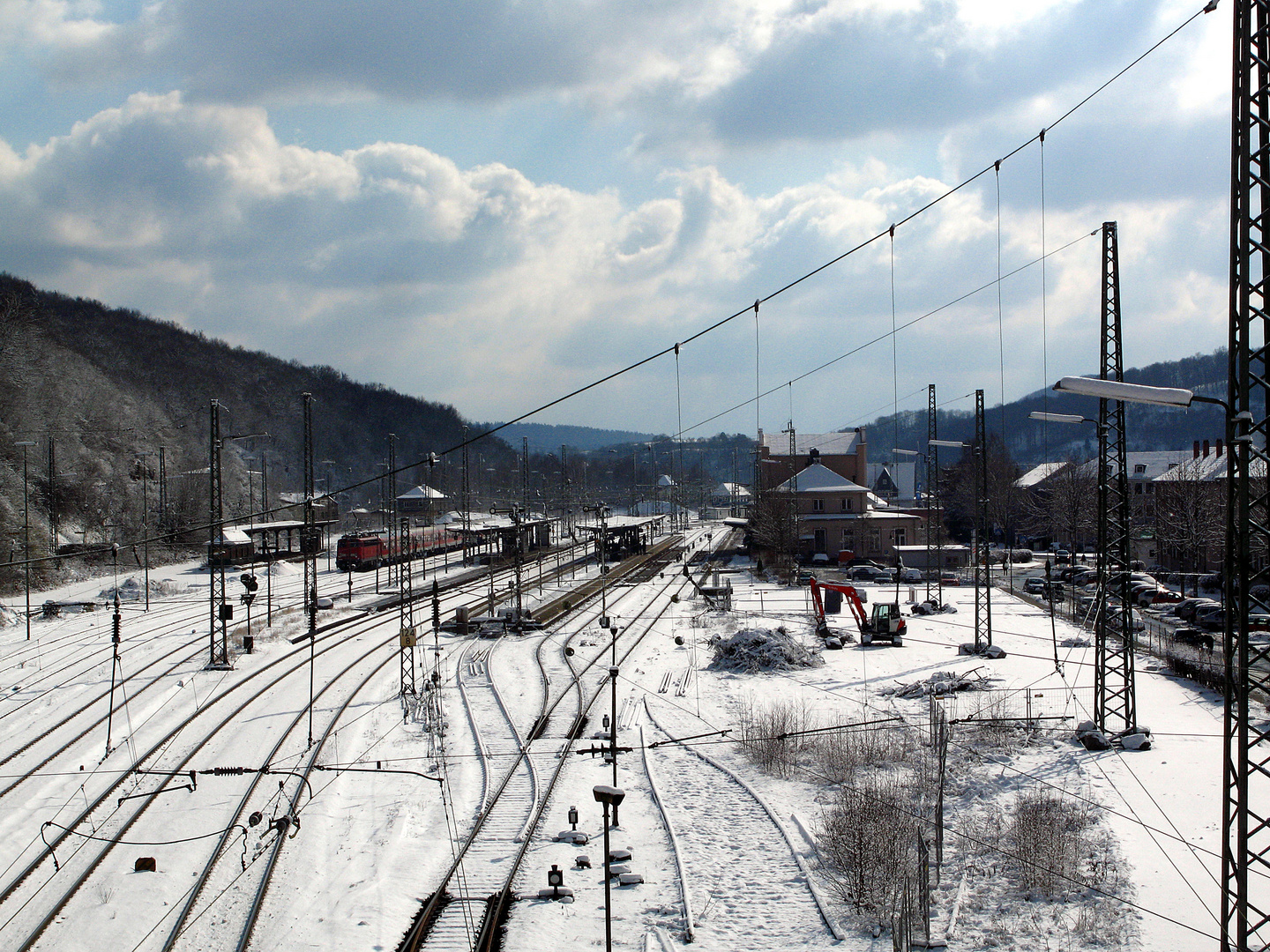 Dillenburger Bahnhof - diesmal mit Schnee und Sonne