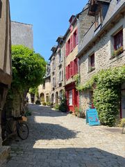 Dinan 1