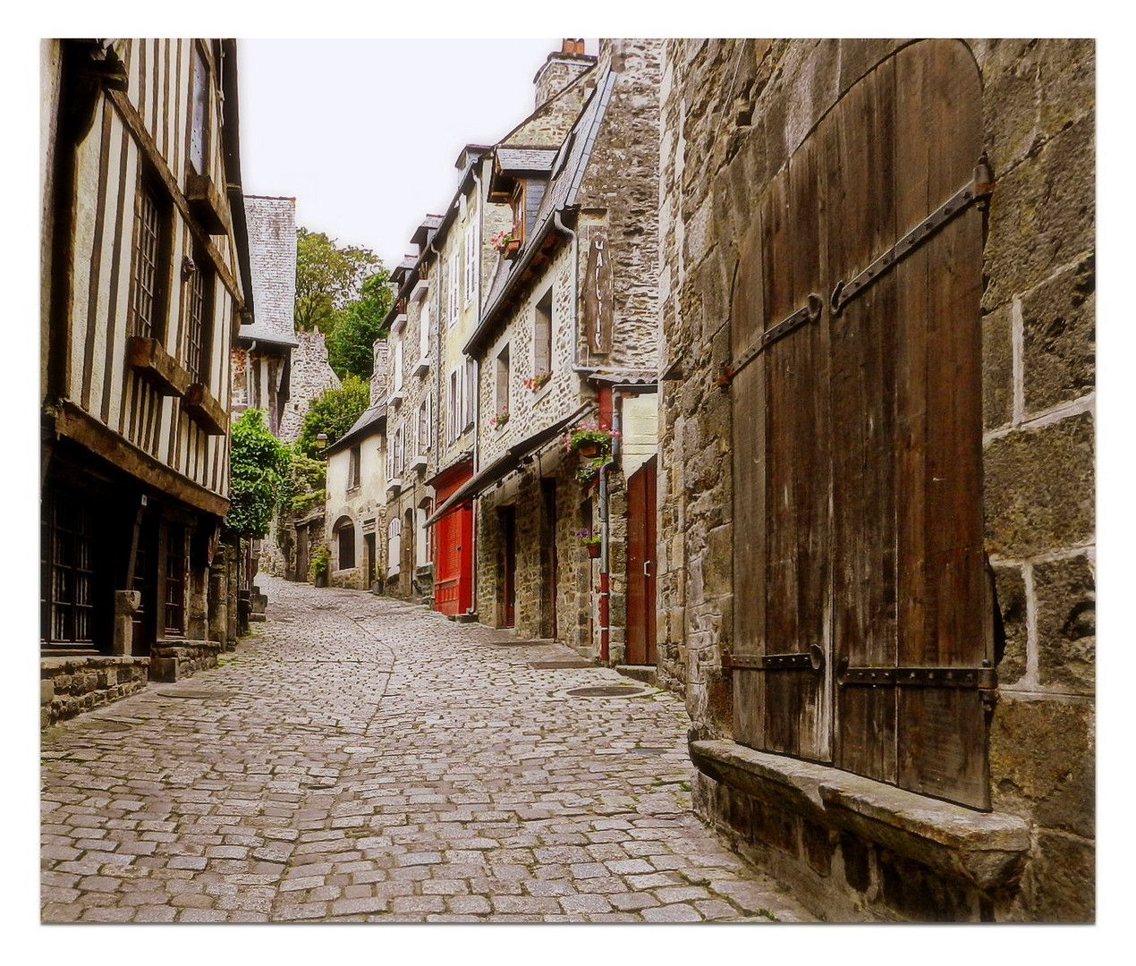 dinan