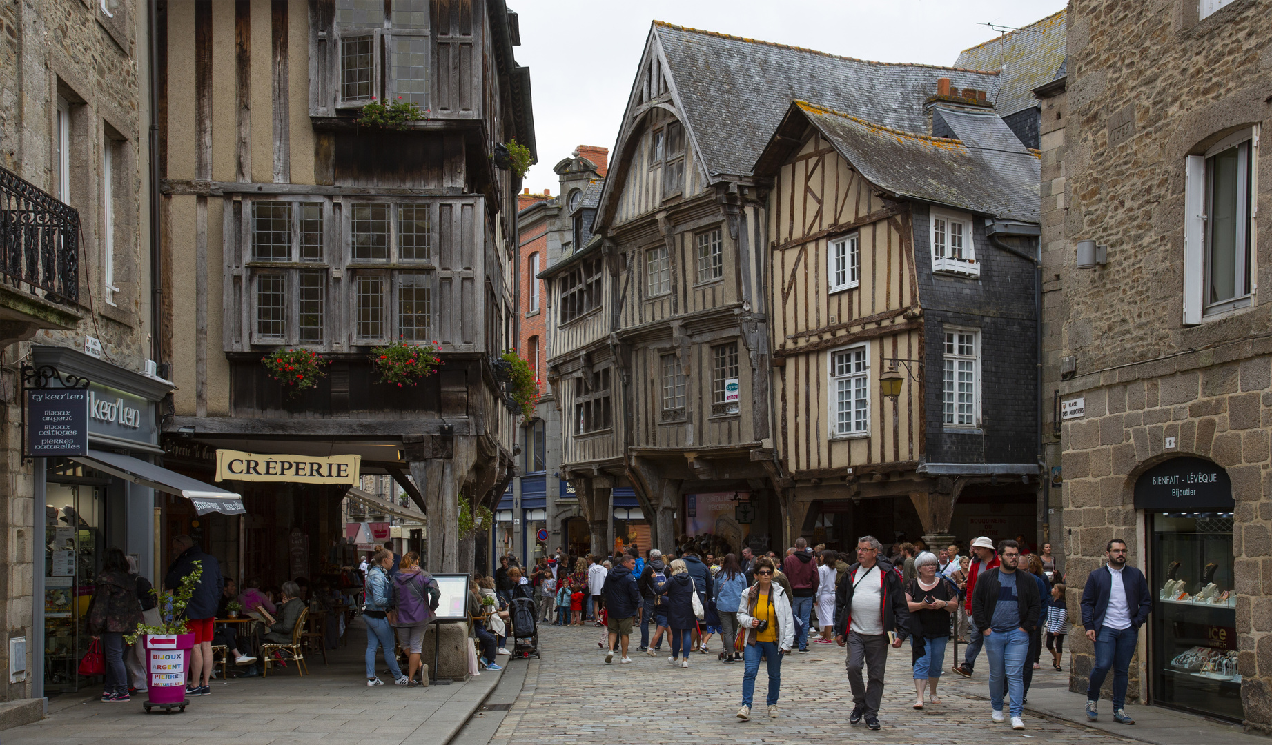 Dinan