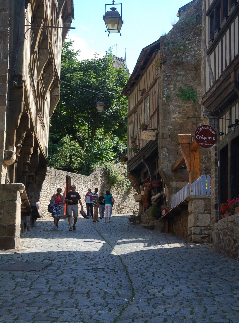 Dinan, street wiev 3