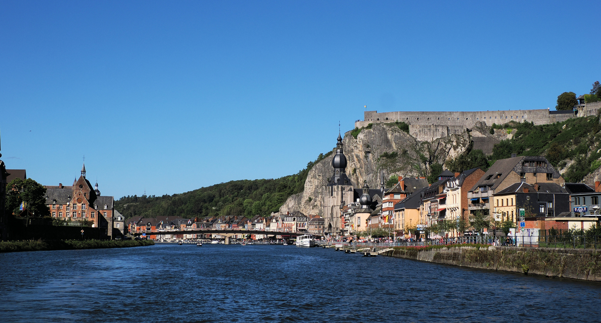 Dinant vom Schiff aus …