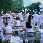 Diner en blanc