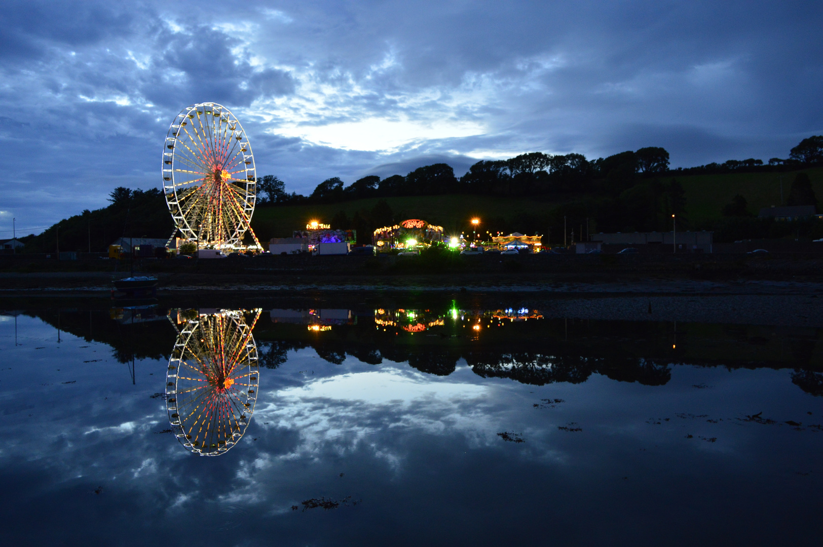 Dingle by night