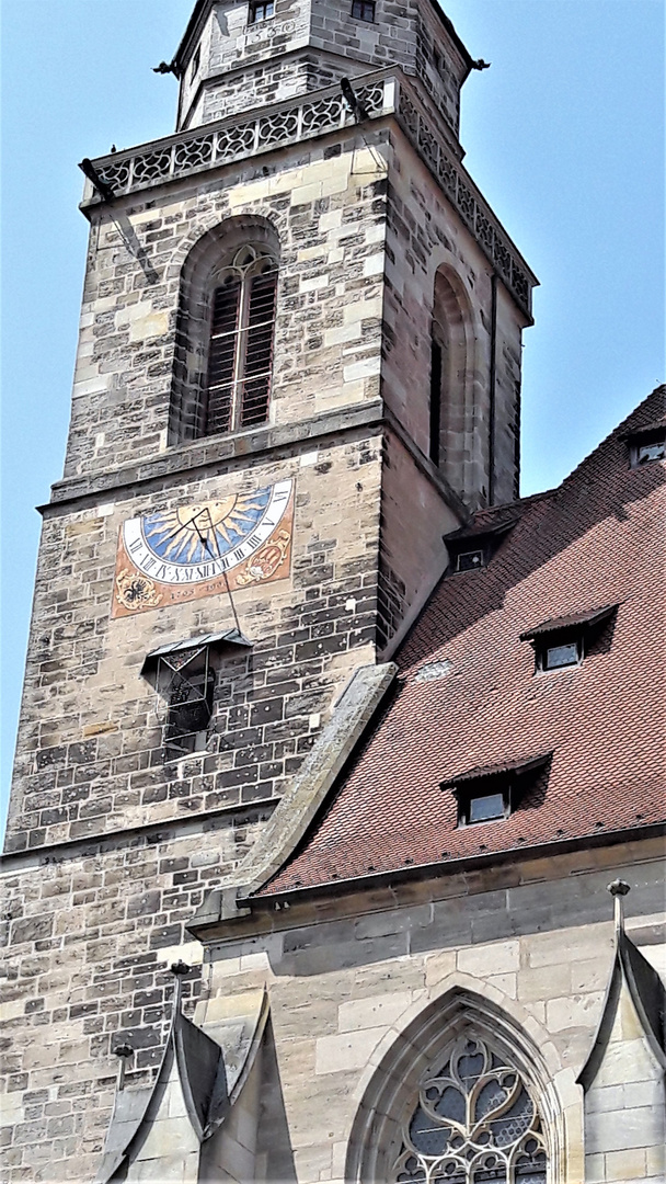 Dinkelsbühl ;Absolut wartungsfreie Uhr  am Münster St Georg