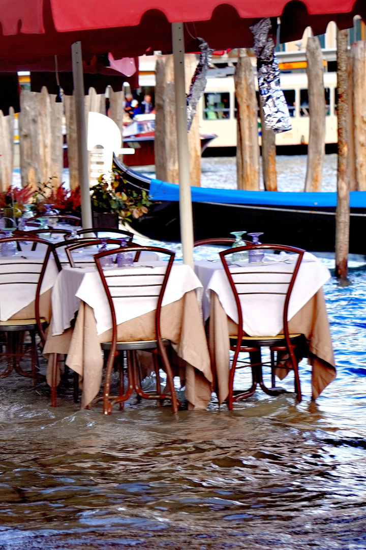 Dinner time in Venice