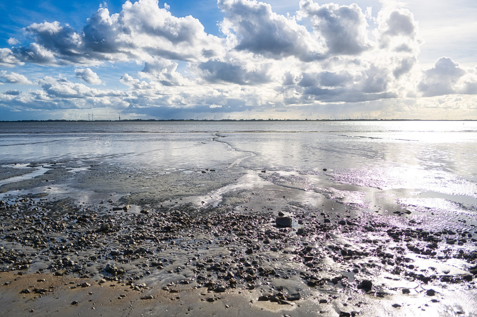 Direkt hinter dem Deich.....