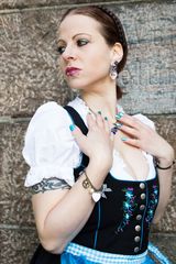 Dirndl #96832