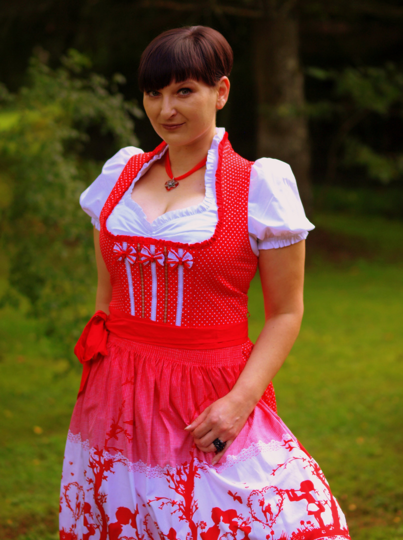 dirndl