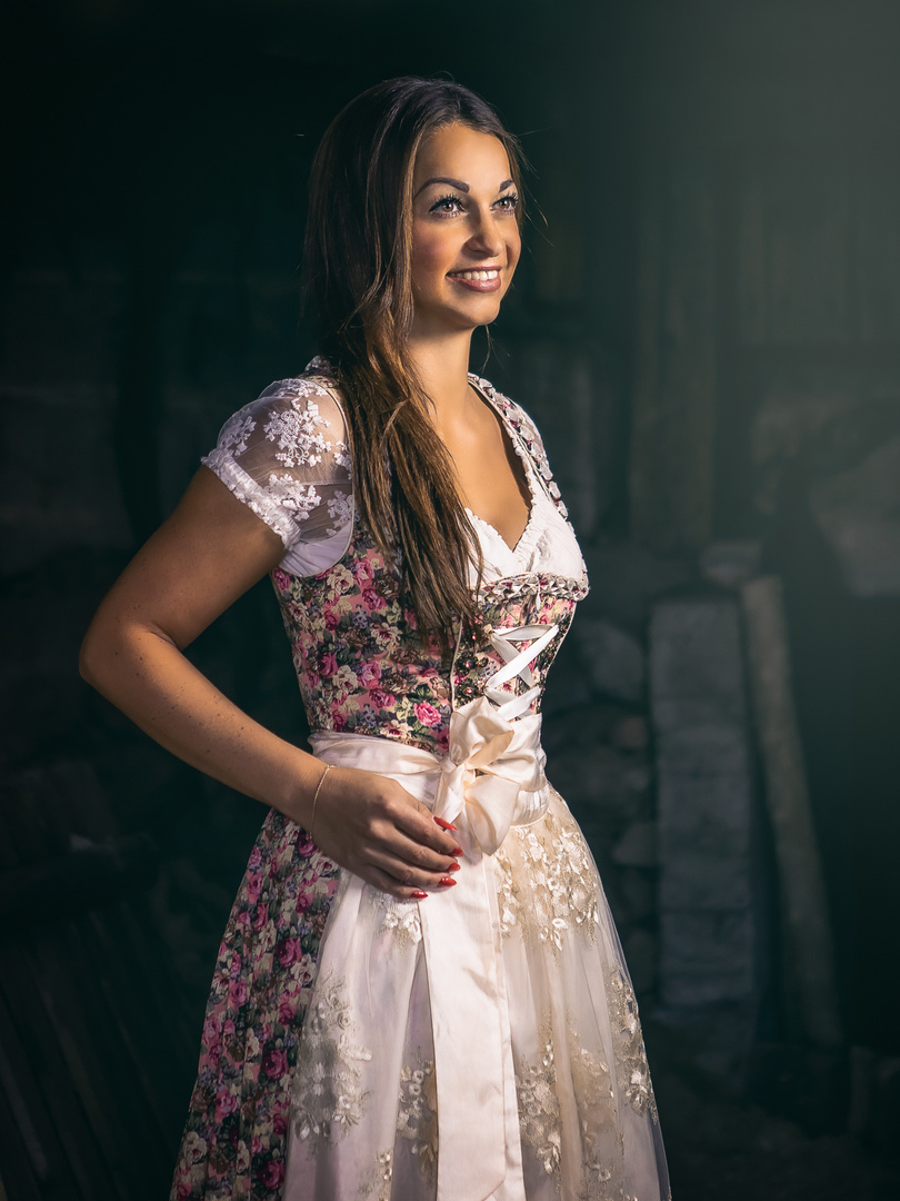 Dirndl -Lady