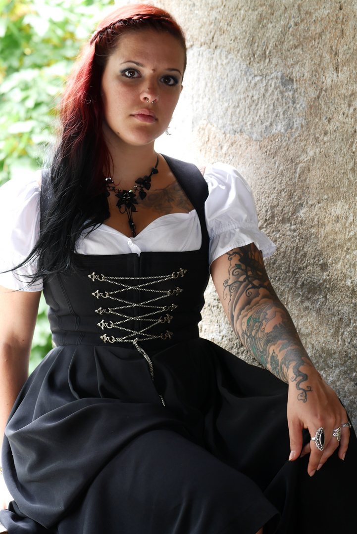 Dirndl & Tatoo 4