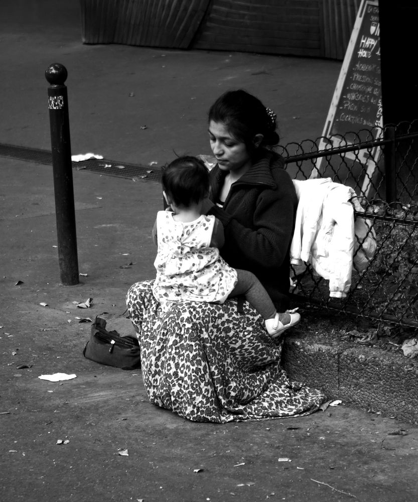 Dis , Maman pourquoi on est là ?