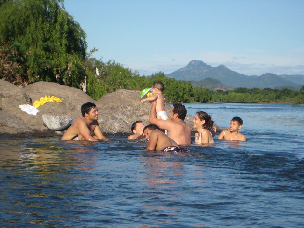 Disfrutando del Rio en Familia