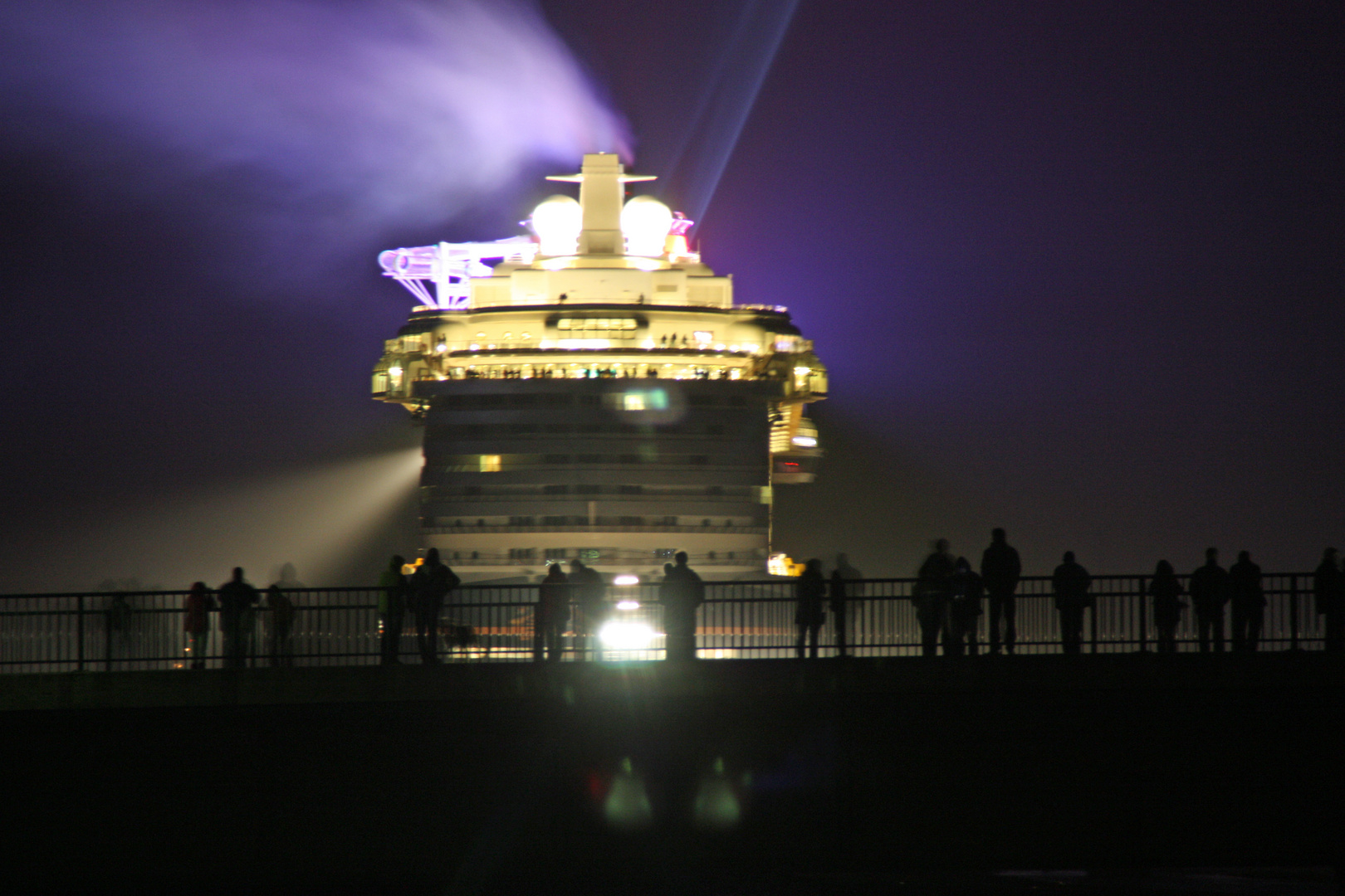 Disney Dream bei der Überfuhrung