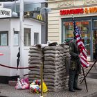 Disneyland am Checkpoint Charlie