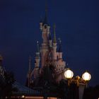 Disneyland di notte